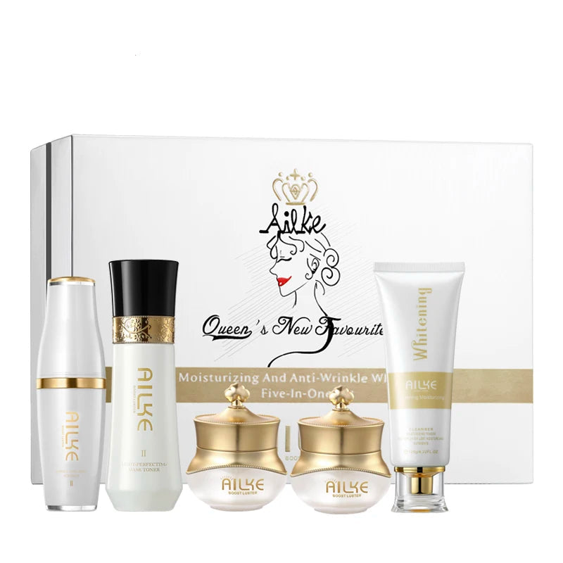 Queen’s New Favorite Moisturizing and Anti-Wrinkle Whitening Collection