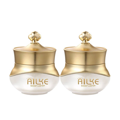 Queen’s New Favorite Moisturizing and Anti-Wrinkle Whitening Collection